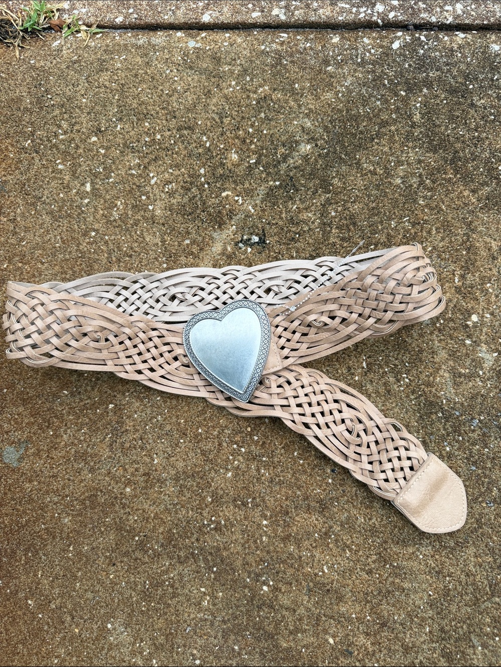 Country Chic Woven Heart Buckle Waist Belt - M/L